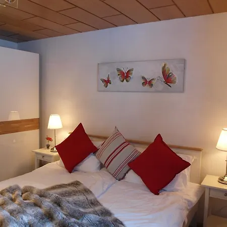 Pear Tree House Tatil Evi *